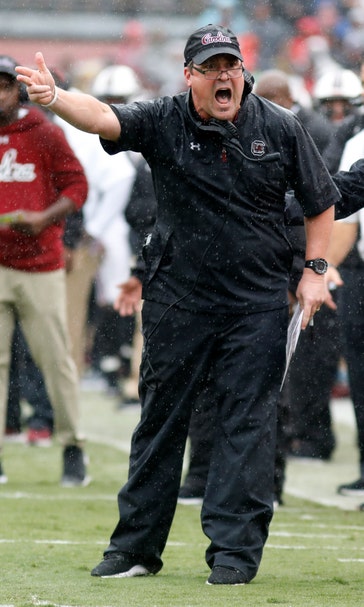 South Carolina's Muschamp looks to remain perfect vs Vols